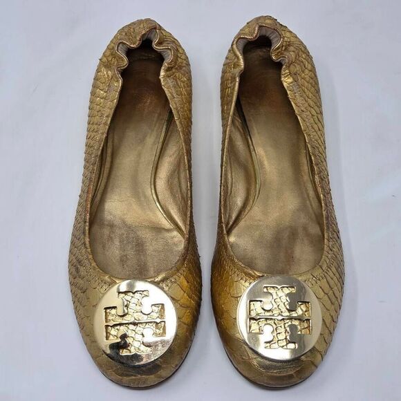 TORY BURCH REVA MEDALLION GOLD SNAKESKIN LEATHER FLATS LOAFERS WOMENS SIZE 8 M - Picture 1 of 9